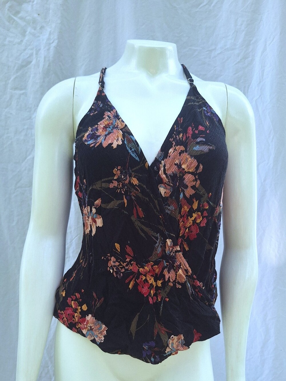 Black Cross Front Surplice Floral Print V-neck Sleeveless Tank Camisole
